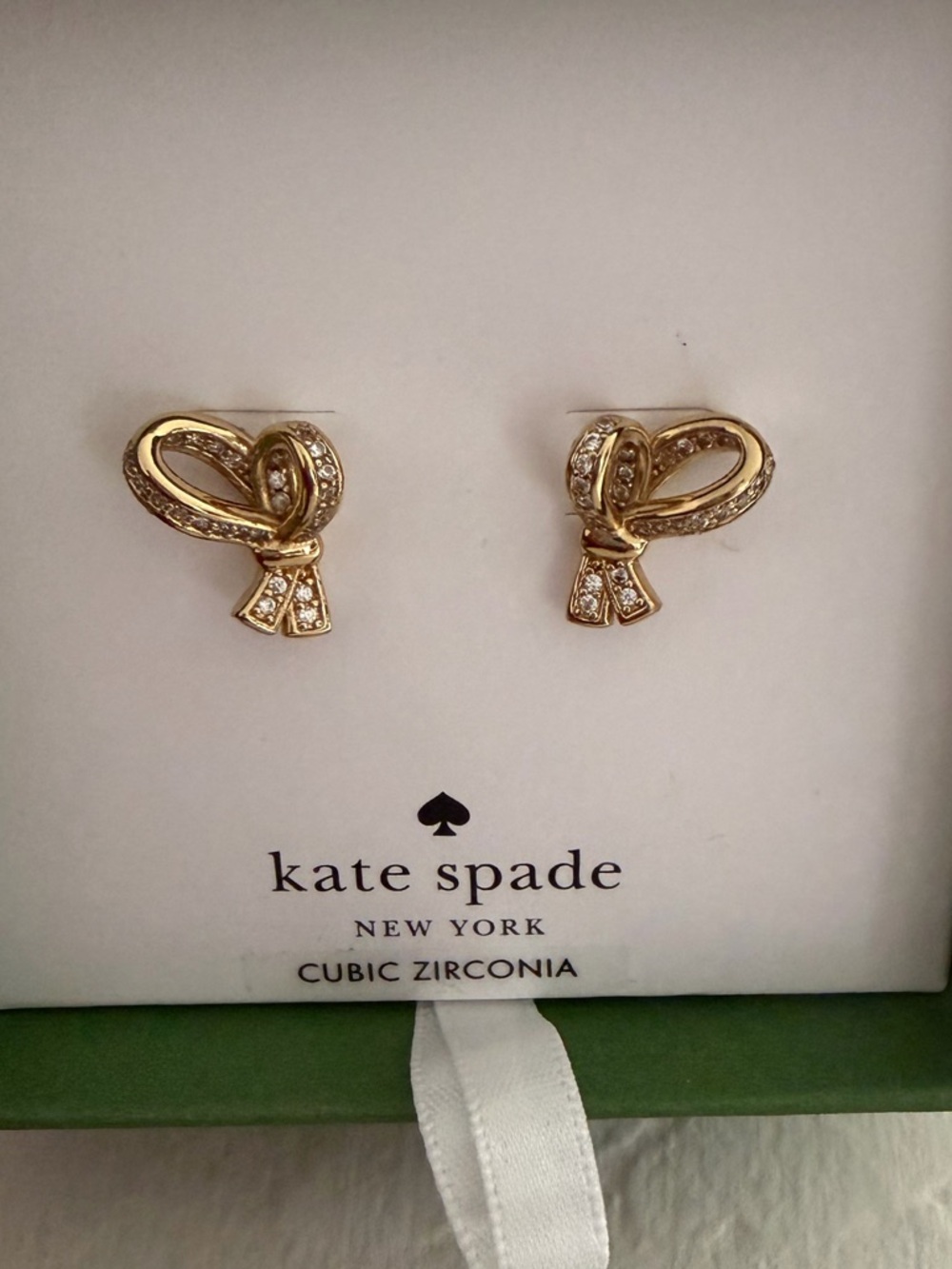 Kate Spade “All Tied Up” Studs NIBox - Picture 2 of 5